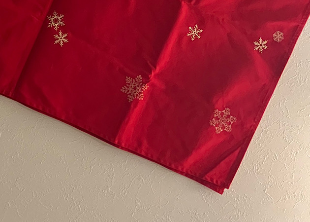 クリスマスカラーのクロス